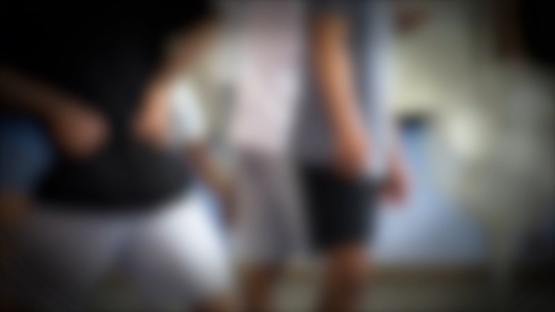 여고생들 결국 기절…"살려달라 무릎 꿇었다" 무슨 일이