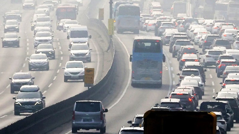 설 연휴 고속도로 교통혼잡 심각