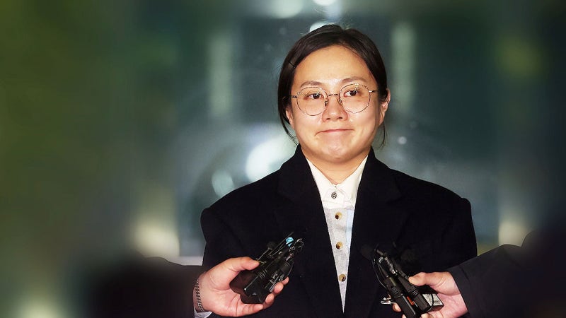 박나래, 조사받고 나와 작심한 듯…"죄송하다"더니 돌연