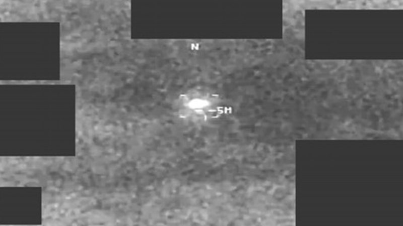 UFO는 진짜 있다? 미 국방부 2차 자료 공개에 10억 명 몰렸다