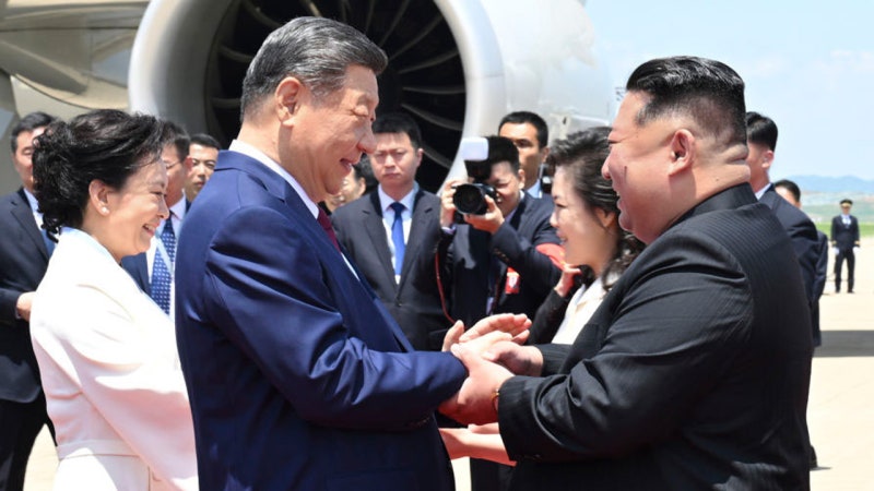 김정은·시진핑, 평양서 <b>정상회담</b>…<b>북중</b> 관계·북핵 문제 논의 주목