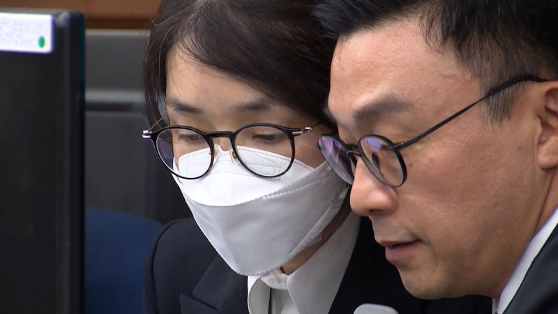 '나토 3종'에 금거북이까지…오늘 <b>김건희</b> '매관매직' <b>선고</b>