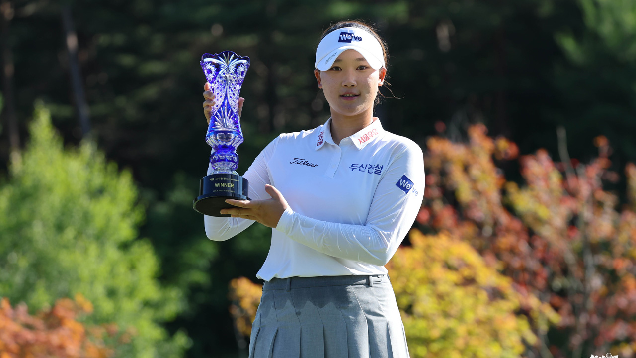 KLPGA 김민솔, 맥콜·모나오픈서 시즌 3승째…대상·상금도 선두 질주