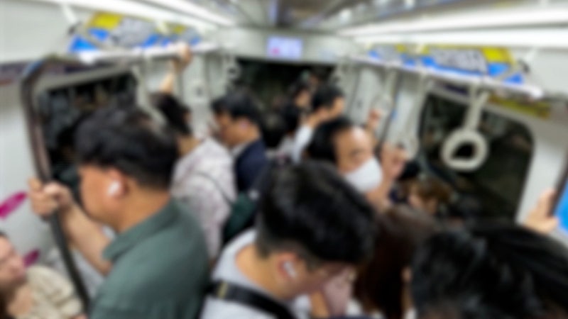 사람들 꽉 찼는데 "에어컨 꺼달라"…출퇴근길 논쟁