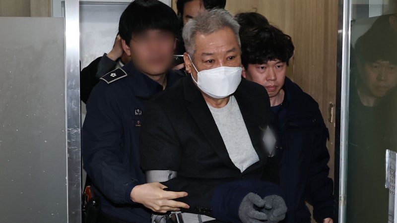 [속보] '통일교-김건희 청탁' <b>건진법사</b> 전성배, 대법서 <b>징역 5년</b> 확정