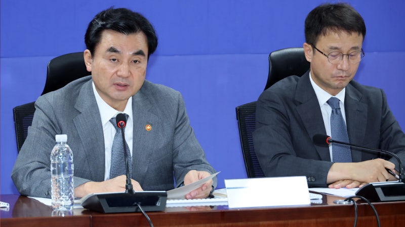 <b>당정</b>, '<b>통합</b>' 국군<b>사관학교</b> 대전 자운대에 창설키로