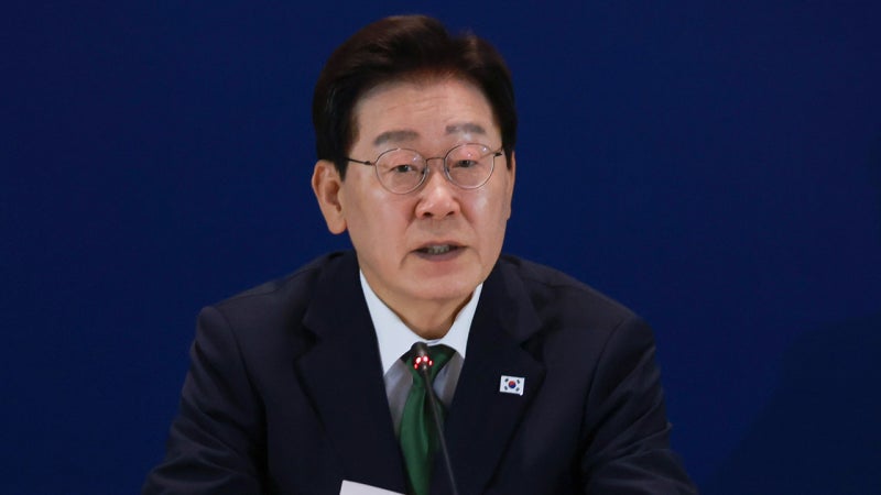 이 대통령 "<b>브라질</b>과 차세대 <b>민항기 개발</b>…핵심 광물·뷰티 협력"
