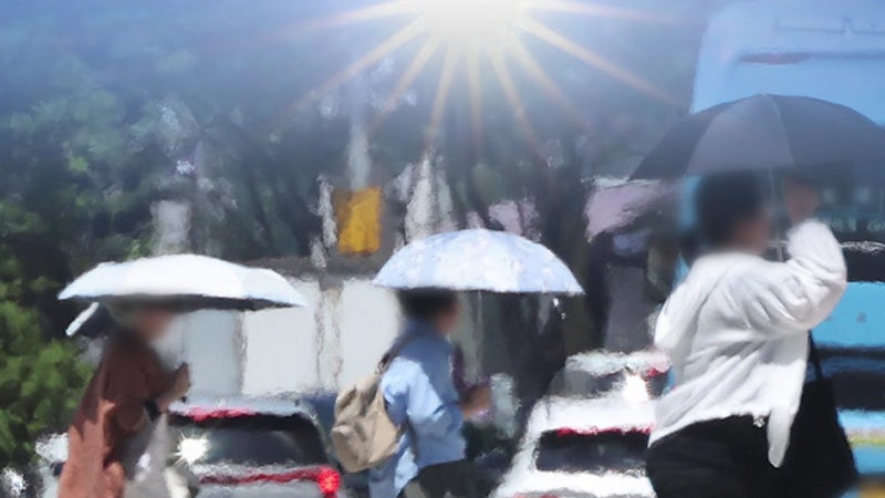 [속보] '역대 <b>최고기온</b>' 다시 경신한 <b>경남 양산</b>…<b>기온</b> 41.6도 신기록