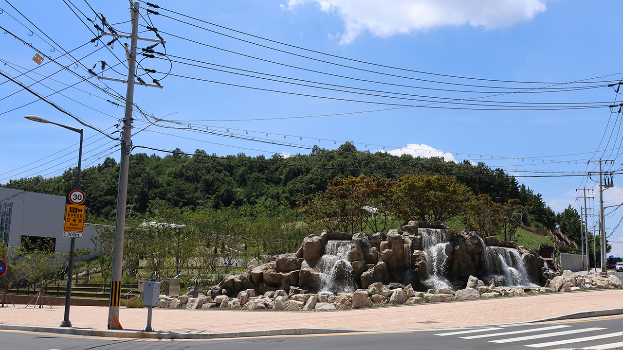 <b>프로야구</b> 부산·창원 경기 '<b>폭염</b>'으로 <b>취소</b> 결정