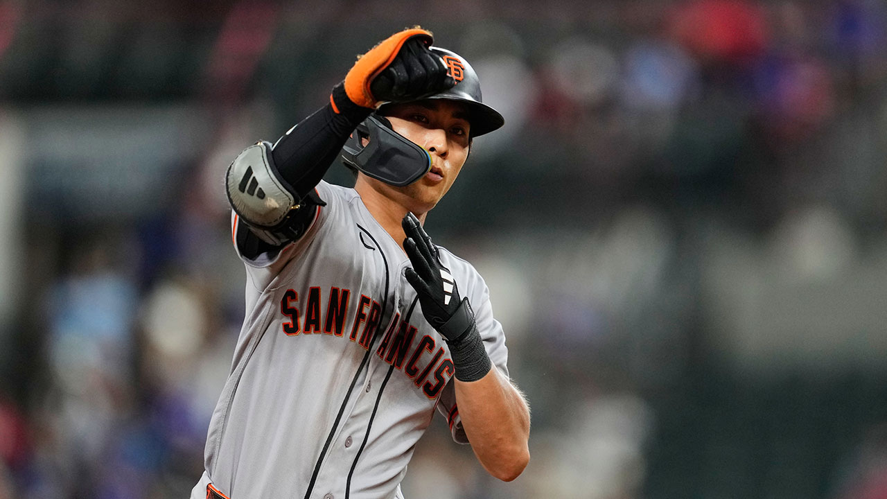 MLB <b>이정후</b>, <b>5경기 연속 안타</b>…3할 타율 사수