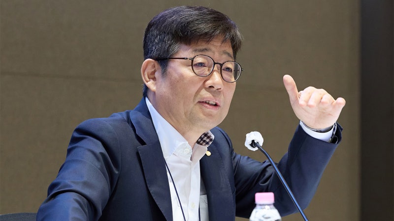 <b>한은</b> 부총재 "물가 오름세 지속…<b>금리</b> <b>추가</b> <b>인상</b> 가능성 커"