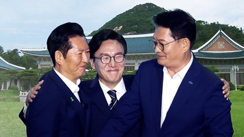 <b>이 대통령</b>, 전당대회 출마자 <b>만찬</b>…<b>이</b> 시각 청와대