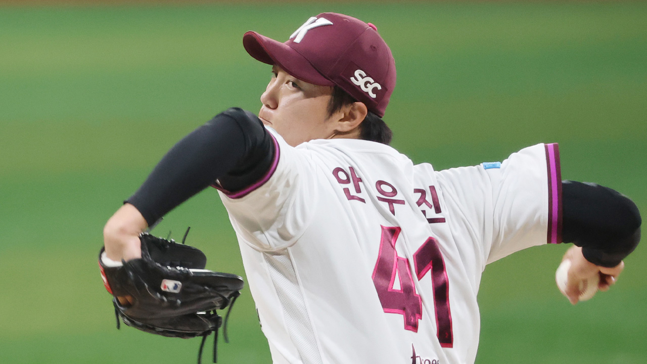 <b>키움</b>, 안우진 앞세워 <b>5연패 탈출</b>…3위 KIA는 6연승 마침표