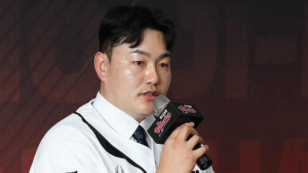 최지만, <b>KBO</b> 신인드래프트 참가 공식화…트라이아웃부터 출격