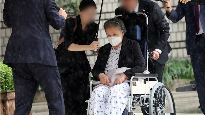 '윤석열 정부 <b>정교유착</b>' <b>한학자</b> 통일교 총재 <b>1심</b> 징역 2년 선고