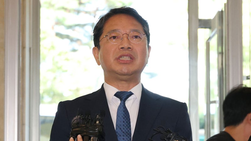 "물건 잔뜩 챙겨 가고 있다"…<b>한동훈</b>, '<b>김승원</b>-브로커' 통화 <b>녹취</b>록 주...