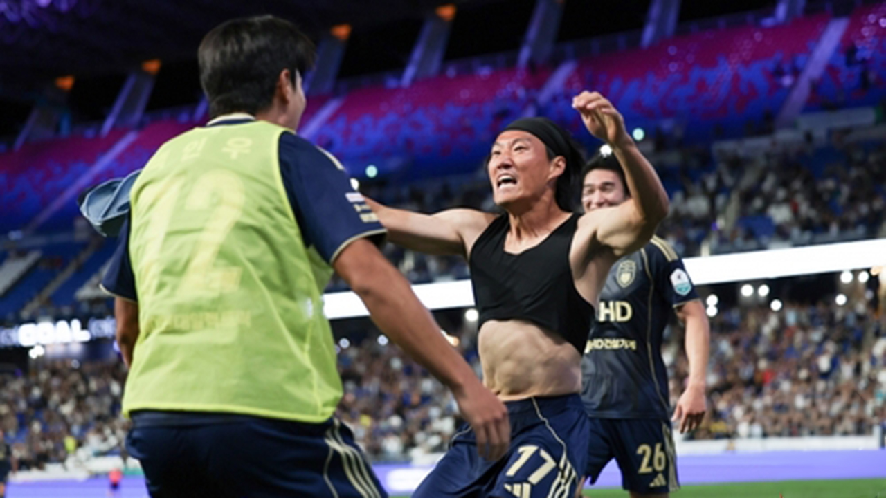 K리그1 2위 <b>울산</b>, 선두 <b>서울</b> 6연승 저지…심상민 헤더 결승골