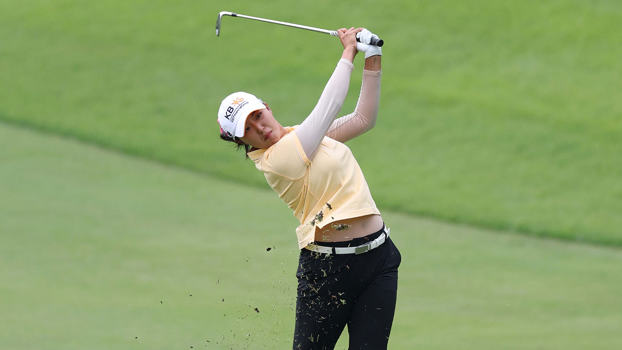 박예지, KLPGA 투어 메이저 대회 <b>KB금융</b> <b>챔피언십</b> 3R 선두