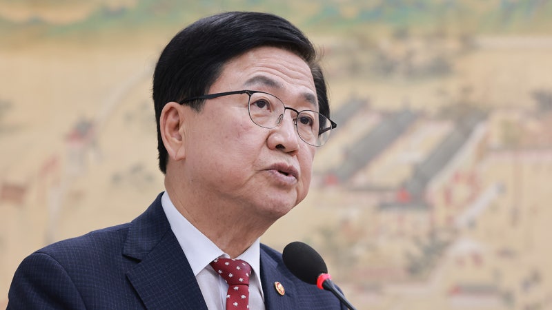 [속보] 교육장관 "<b>수시</b> '<b>먹통</b>' 구제 대상 250명가량 잠정 파악"