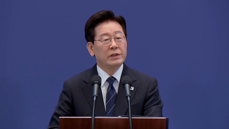 이 대통령, 여권 지지층에 "거친 태도, <b>개혁</b>·통합에 장애물"