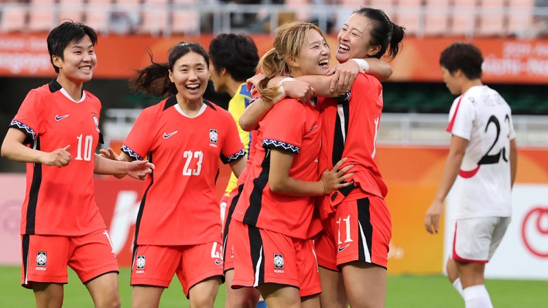 여자<b>축구</b> 남북 대결 1-1 무…<b>한국</b>, 조 2위
