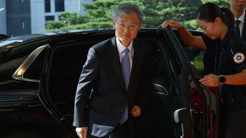 <b>조희대</b>, 청와대 <b>대법관 재제청</b> 요청 <b>거부</b>…"헌법적 근거·사유 없어"