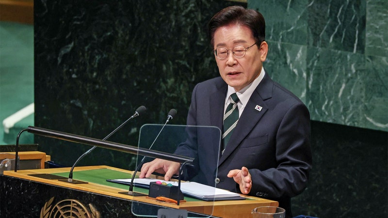 이 대통령 "북한 존중하고 협력할 것"…평화 공존 방향 제시