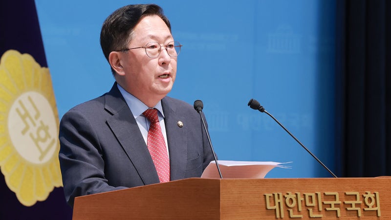 유용원 "21사단 북한 철책선 <b>MDL 이남</b>까지 내려와"