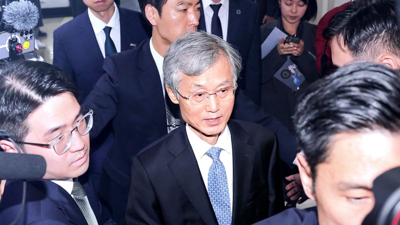 국감 시작부터 <b>조희대</b> '<b>작심 발언</b>'…떠날 때까지 '난타전'