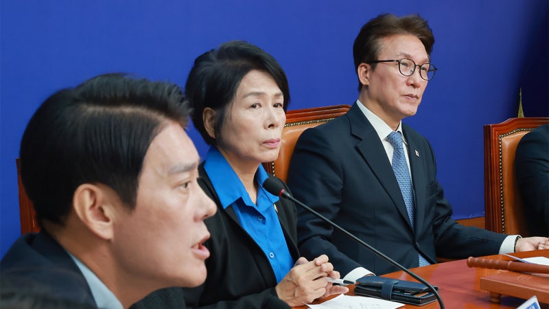 민주당 "<b>신천지 의혹 조사</b> 결과 추후 비공개 의총서 보고"