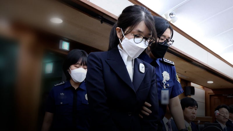 대법, <b>김건희</b> 추가 <b>구속</b>영장 발부…"증거 인멸·도망 염려"