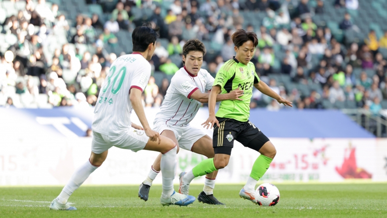 K리그1 4위 <b>전북</b>, 3위 <b>대전</b>과 헛심 공방 '득점 없이' <b>무승부</b>