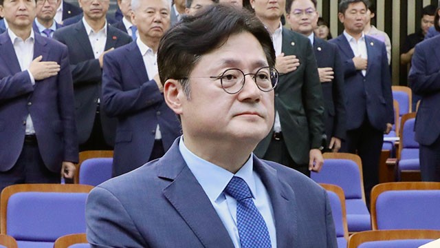 민주당 새 원내대표, 홍익표 <b>의원</b>…“이재명 대표와 총선 승리”