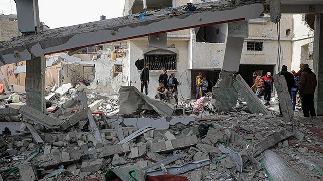 WSJ “<b>라파</b> 공격한 <b>이스라엘</b>, 해안 텐트촌 조성해 <b>민간인</b> 대피 계획”