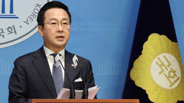 <b>민주</b> “<b>한동훈</b>, 연일 <b>야당</b> 저주…김건희 명품백엔 도망치기 급급”