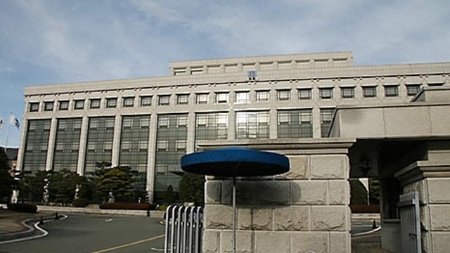 검찰, ‘<b>정치자금법</b> 위반 혐의’ <b>김영선</b> 전 의원·<b>명태균</b> 자택 등 압수...