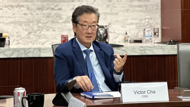 “<b>트럼프</b>, ‘북 CVID’ 표방하지만 대미 위협 제거에 집중할수도”