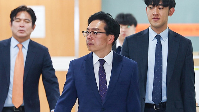 “국회서 누구 체포하겠냐” <b>계엄</b> 당시 <b>경찰</b> 간부 <b>통화</b> 법정서 재생