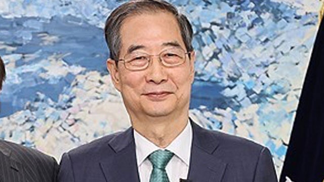 <b>한덕수</b> “<b>개헌</b> 해내고 즉각 하야…특정인 아닌 <b>개헌 빅텐트</b> 쳐야”