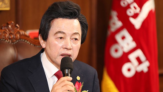 경찰, ‘신도 성추행·사기 혐의’ <b>허경영 구속영장 신청</b>