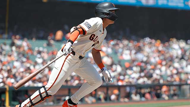 MLB-<b>이정후</b>, 시즌 14호 <b>2루타</b>에 볼넷 2개로 3출루
