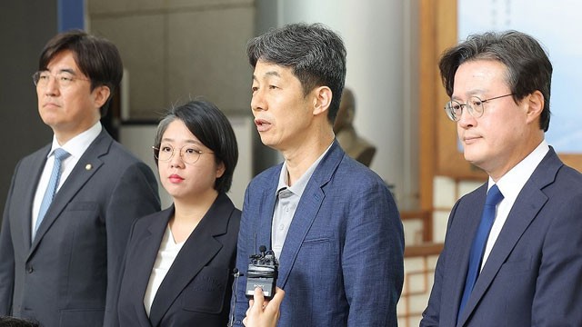 교사단체 “극우 세력 ‘<b>리박스쿨</b>’ 초교 <b>침투</b>…<b>교육</b>부가 방조한 탓”