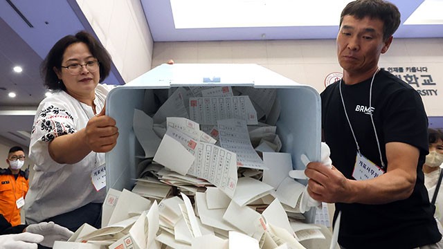 21대 <b>대선</b> <b>투표율</b> 79.4% 잠정 집계…28년 만에 최고