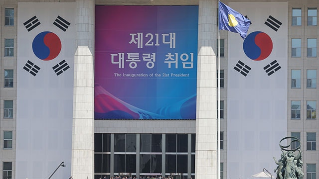 ‘용산행’ 위성락·<b>강유정</b> 비례의원직, 손솔·최혁진이 승계
