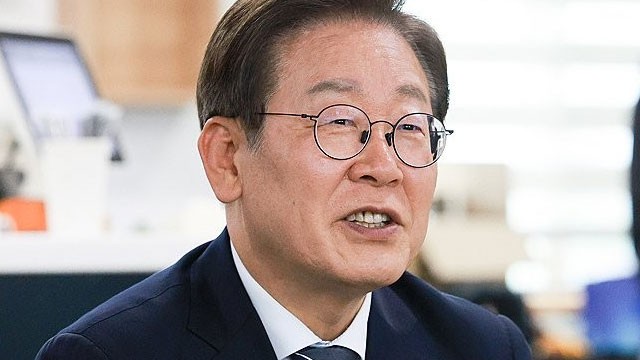 이 대통령, <b>대북전단 살포</b> 예방·사후 처벌 대책 <b>지시</b>