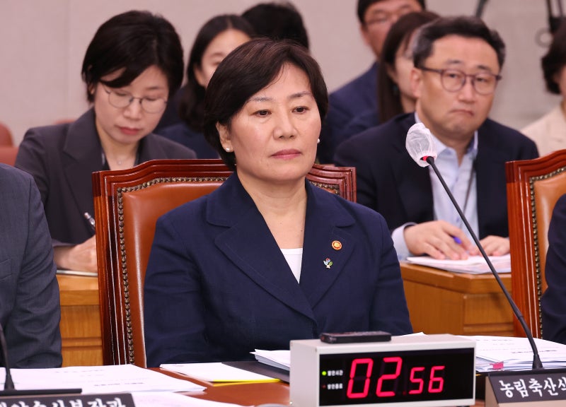 <b>송미령 장관 유임</b>에 민주당 ‘발칵’…속내 복잡한 이유