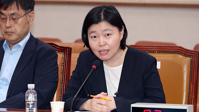 <b>검찰 고위간부 인사</b>…동부지검장 임은정·남부지검장 김태훈