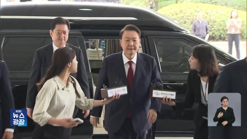 <b>내란 특검</b>, ‘<b>윤석열</b> 2차 <b>조사</b>’ 앞두고 혐의 다지기…이주호·박종준 ...