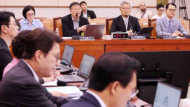 여야, ‘<b>검찰개혁 공청회</b>’서 공방…“시대적 과제”·“잘못된 설계”