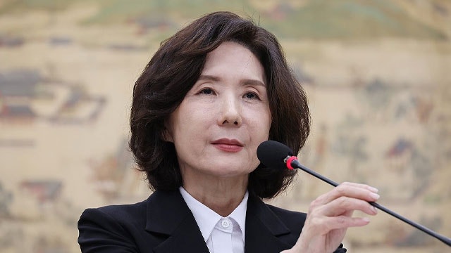 이 대통령, <b>이진숙</b> 교육부 장관 후보자 <b>지명 철회</b>